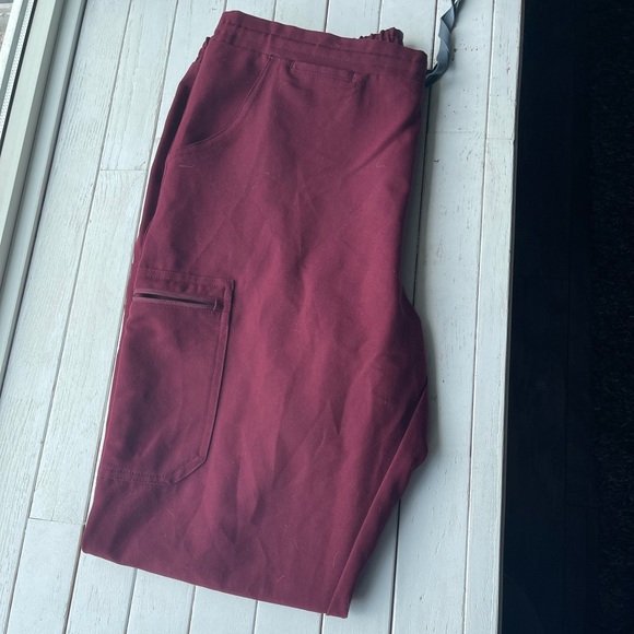 Figs Yola Scrub Pant - Picture 2 of 2